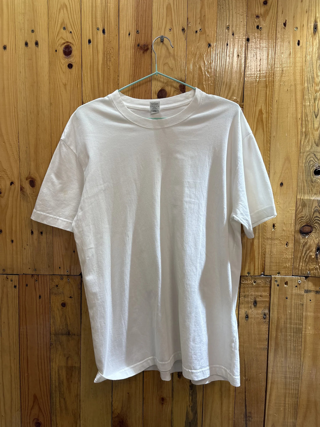 T-shirt blanc coupe droite