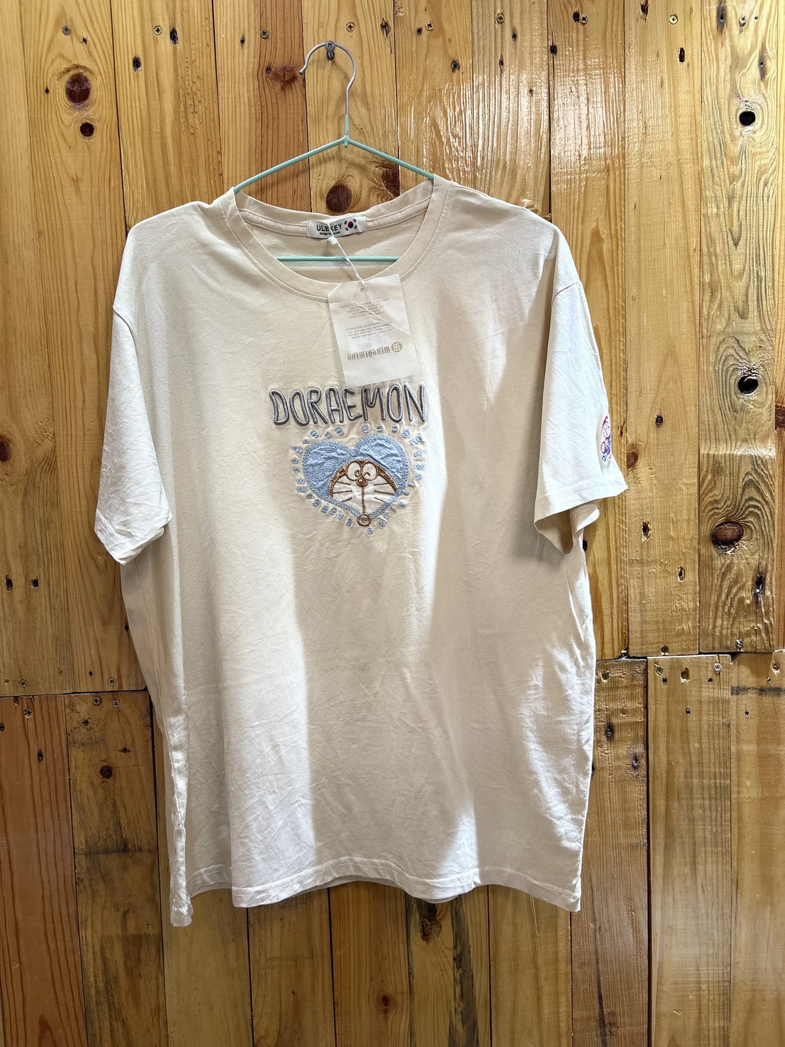 T-shirt blanc illustration bleue