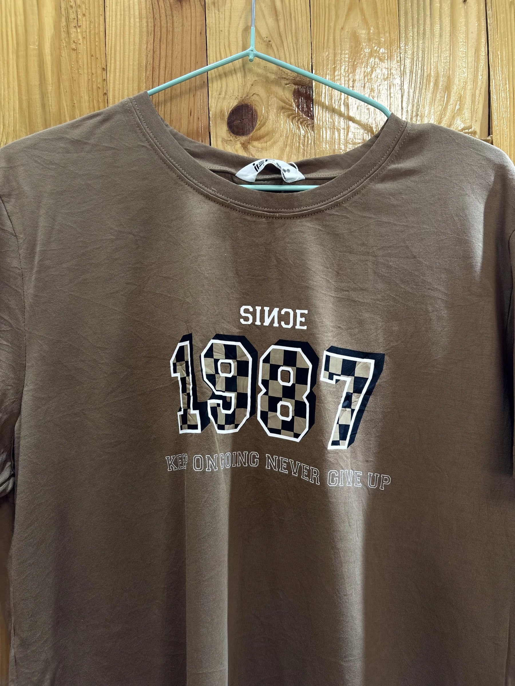 T-shirt marron graphique 1987