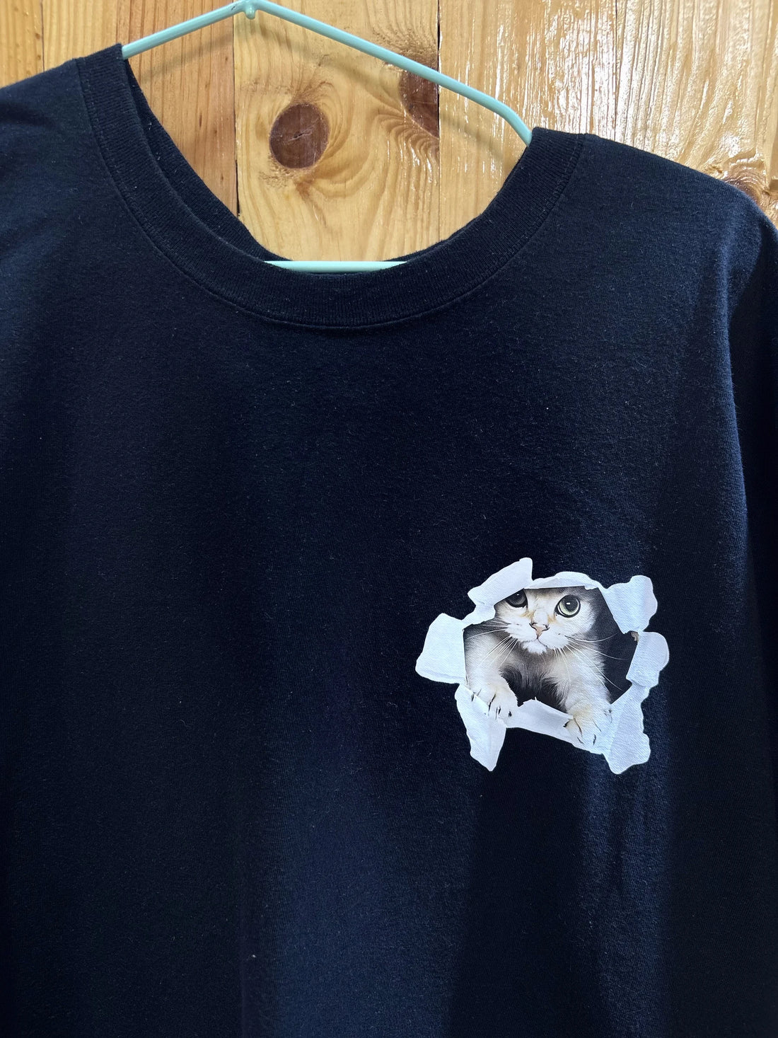 T-shirt noir motif floral