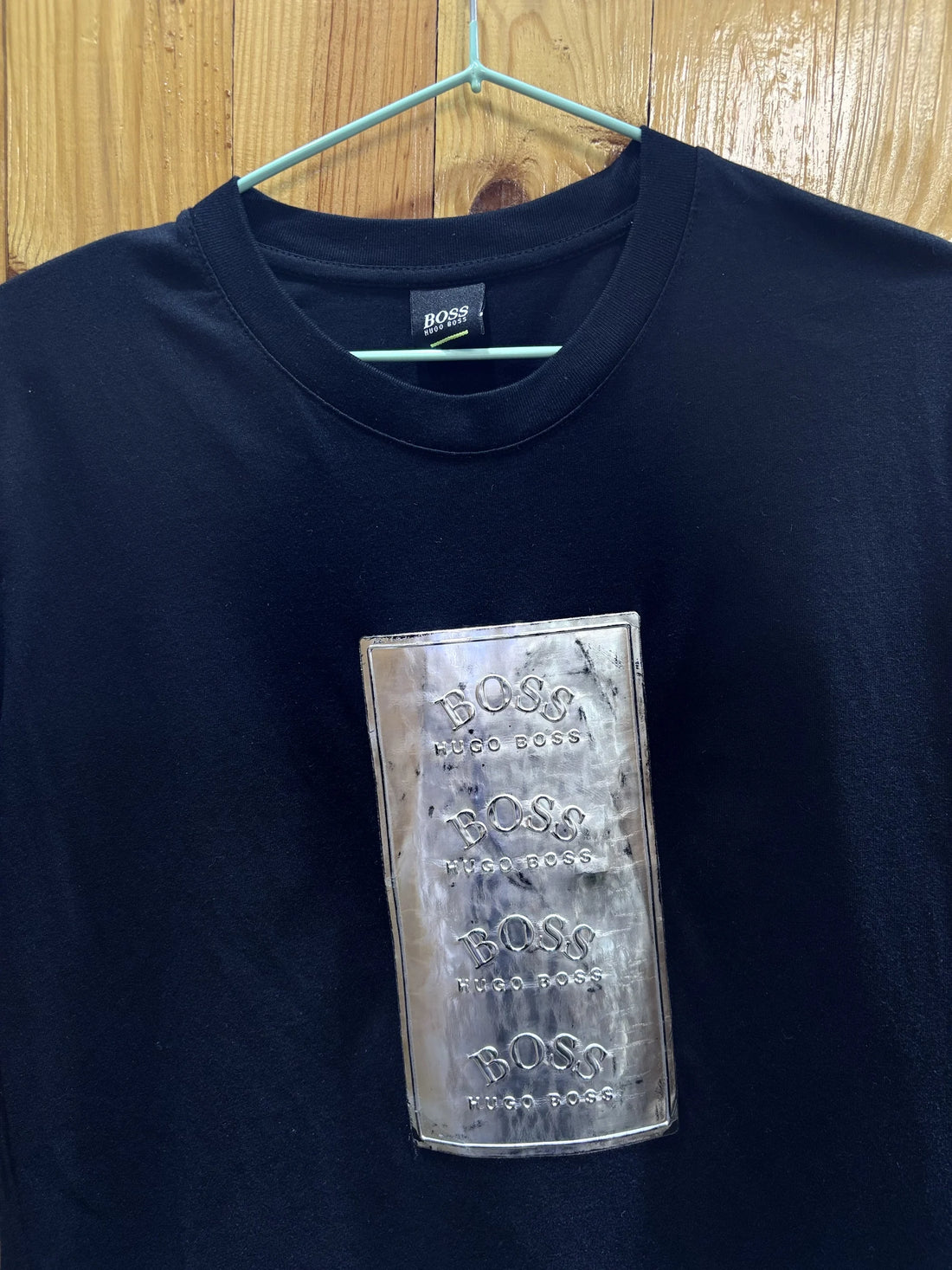 T-shirt BOSS noir panneau texturé