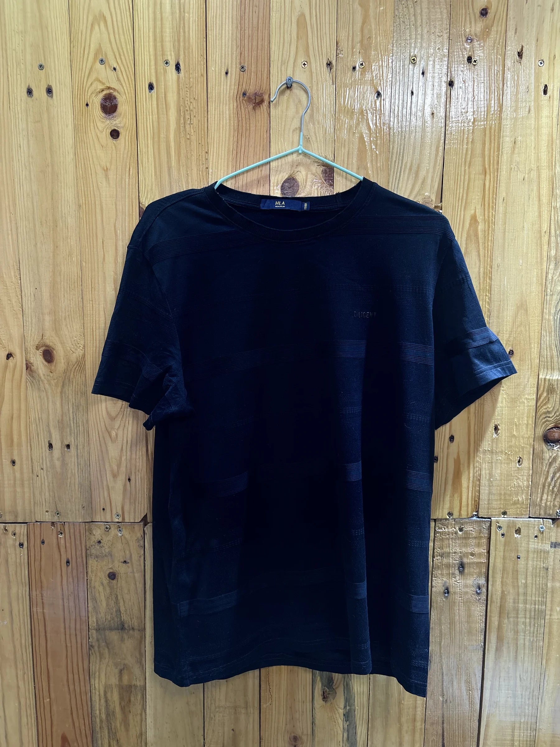 T-shirt noir motif floral